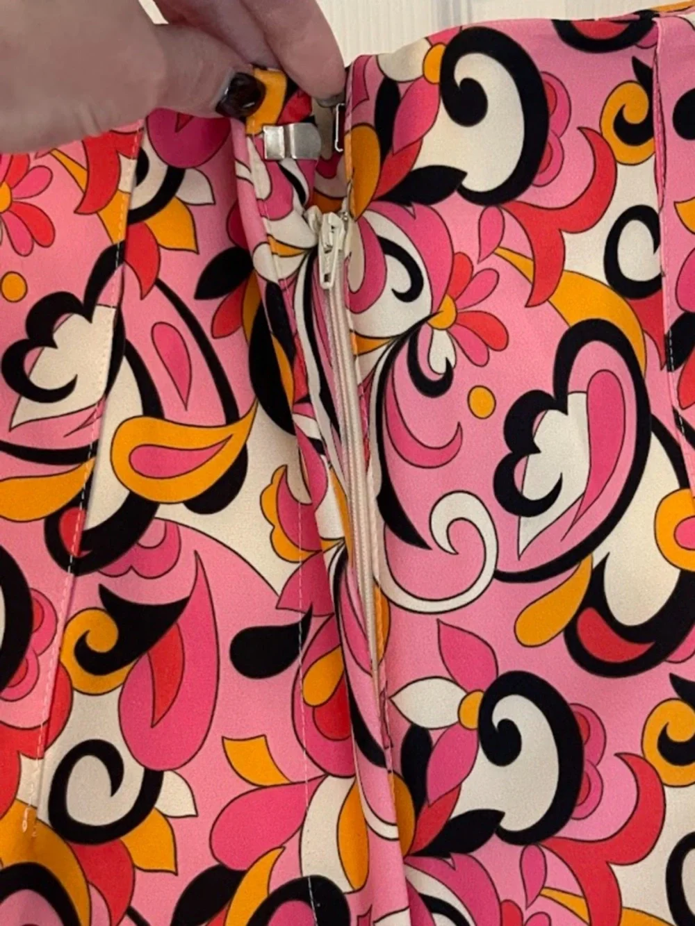 NWT: ZARA pink paisley floral swirl retro skinny cropped high waist pants Sz XL